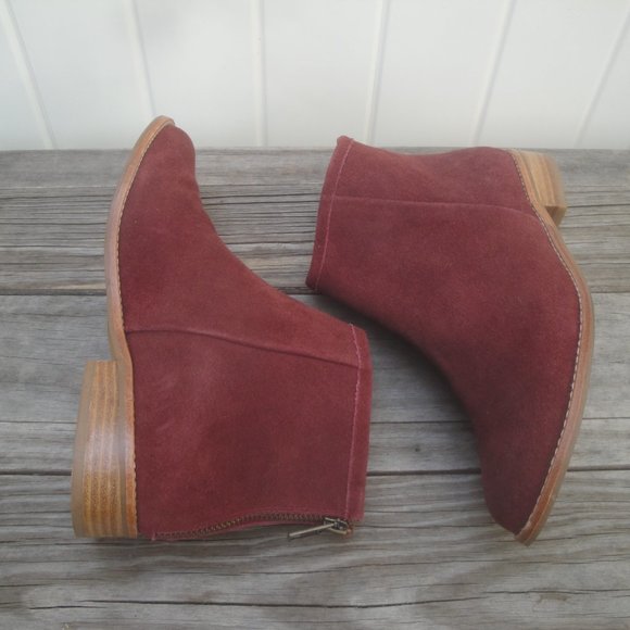 Anthropologie Boots Booties Burgandy RN#66170 Leather Soft Suede Zipper Back 9M - Picture 2 of 6